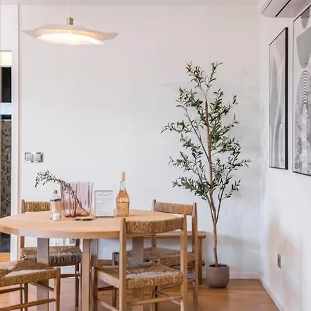 Charming 1br Great Location Funchal