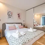 Charming 1br Great Location פונשל