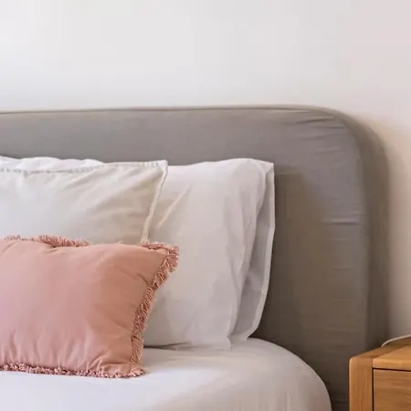 Appartement Charming 1br Great Location *