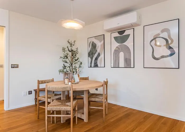 Charming 1br Great Location Funchal (Madeira)