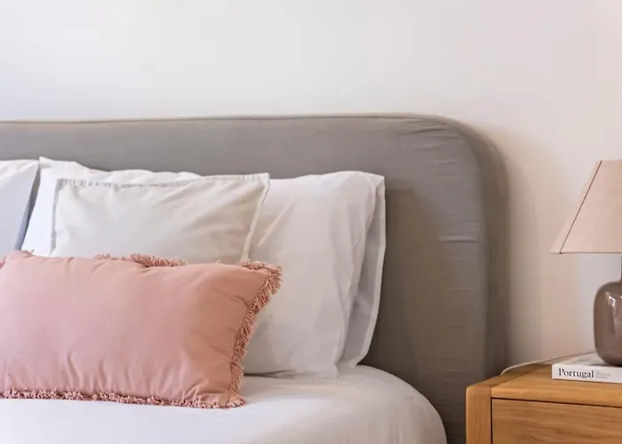 Appartement Charming 1br Great Location *