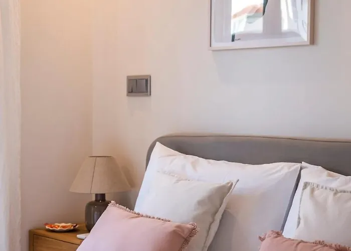 Charming 1br Great Location * Funchal (Madeira)