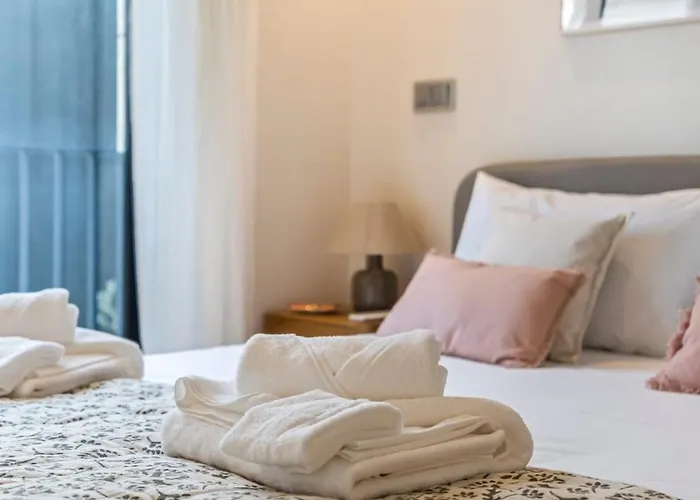 Charming 1br Great Location Funchal (Madeira)