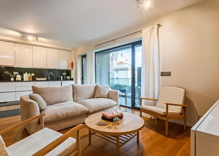 Charming 1br Great Location Appartement Funchal (Madeira)