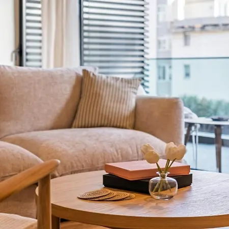 Daire Charming 1br Great Location Funchal